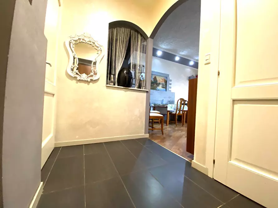 Immagine 19 di Appartamento in vendita  in Via Monte Rosa a Torino