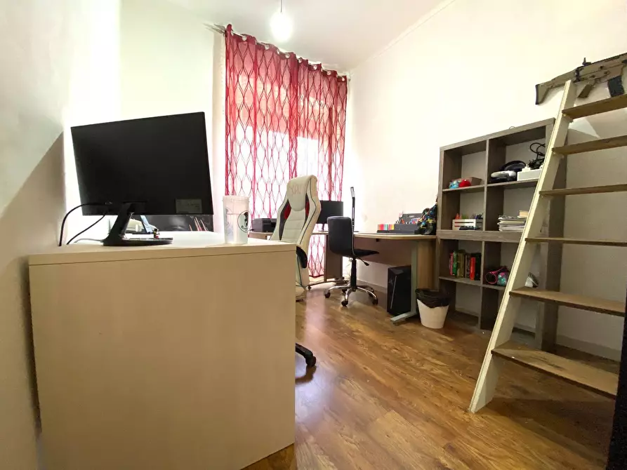 Immagine 22 di Appartamento in vendita  in Via Monte Rosa a Torino