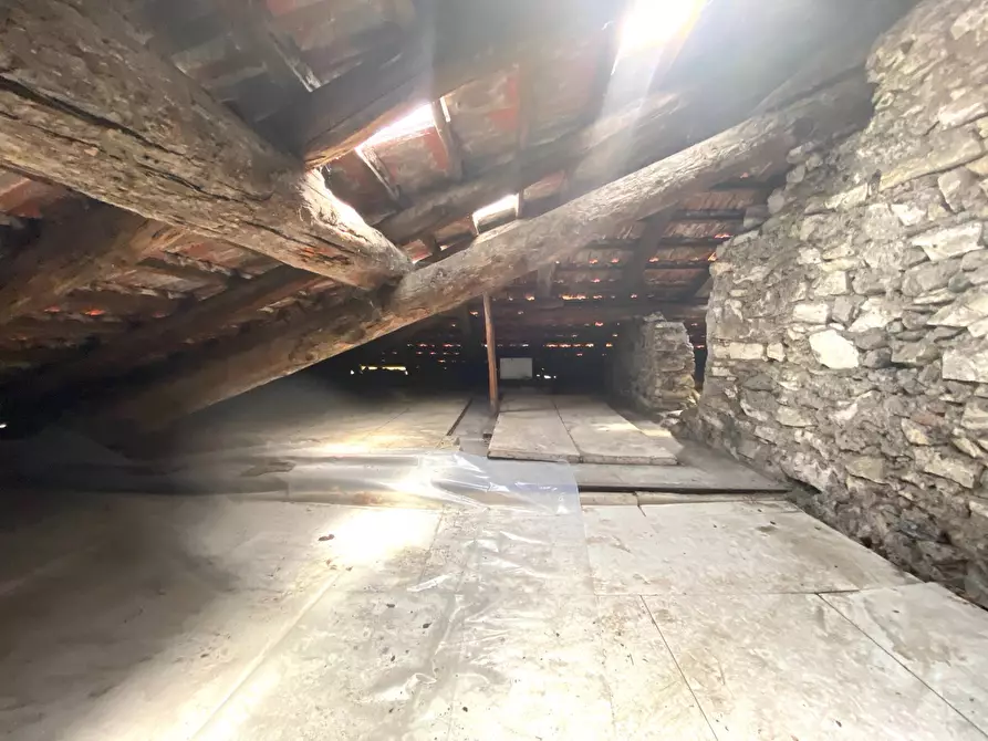 Immagine 29 di Appartamento in vendita  in Regione Bari a Bussoleno