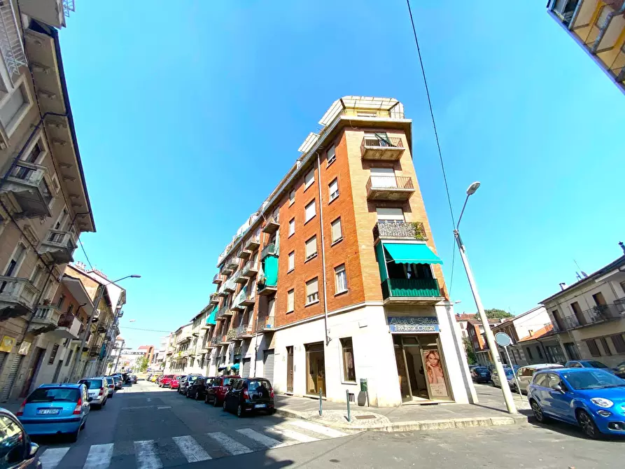 Immagine 23 di Locale commerciale in vendita  in Via Assisi a Torino