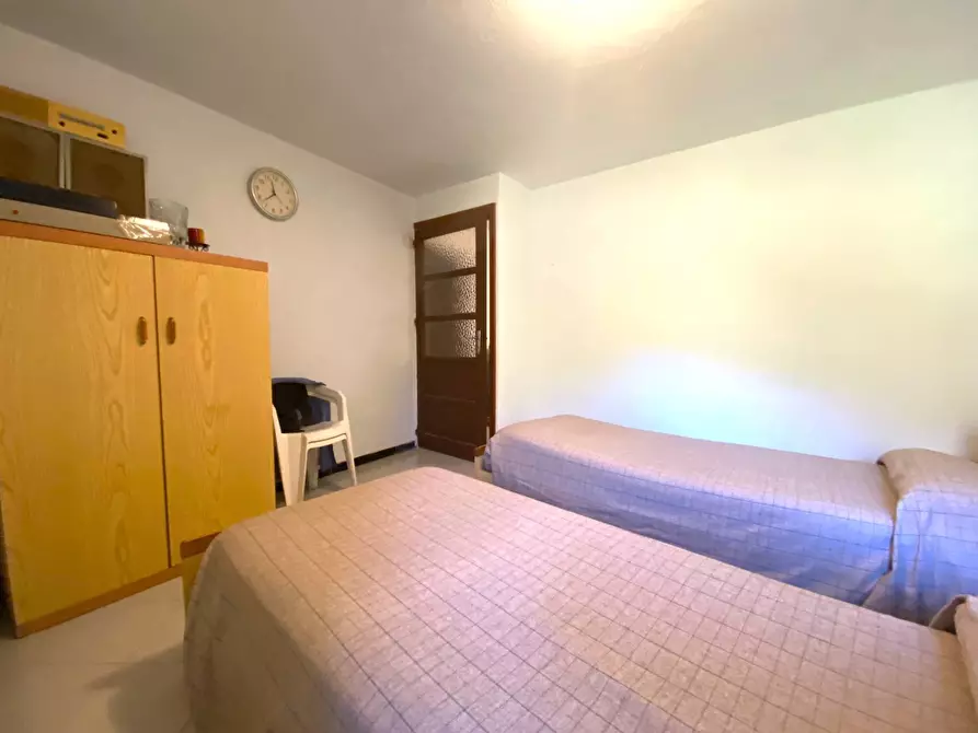 Immagine 9 di Casa indipendente in vendita  in LOCALITÀ  CERRERO a Sale Delle Langhe