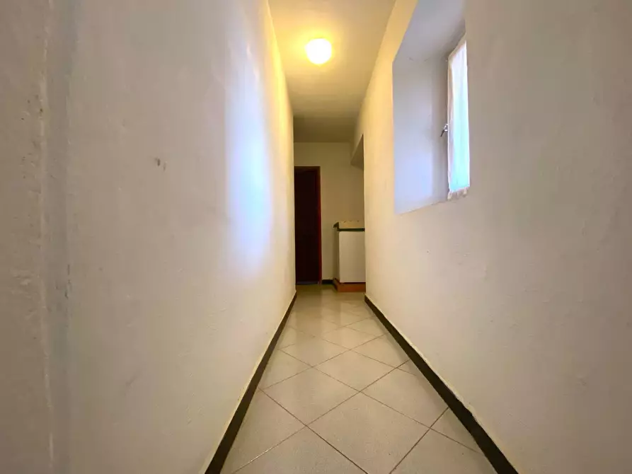 Immagine 10 di Casa indipendente in vendita  in LOCALITÀ  CERRERO a Sale Delle Langhe