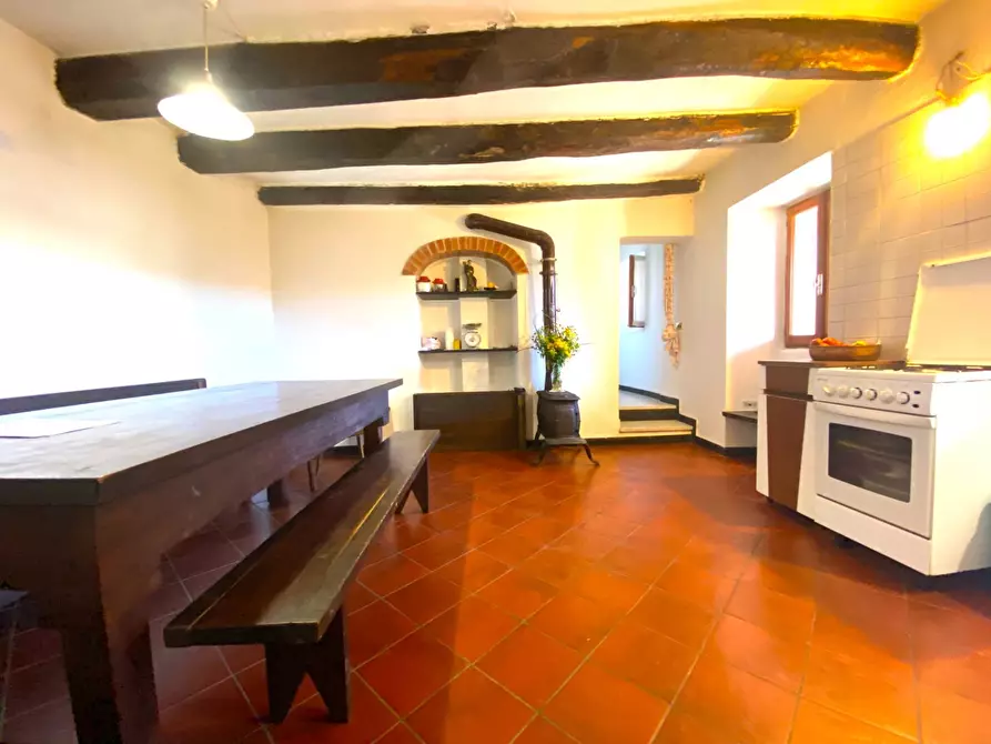 Immagine 13 di Casa indipendente in vendita  in LOCALITÀ  CERRERO a Sale Delle Langhe