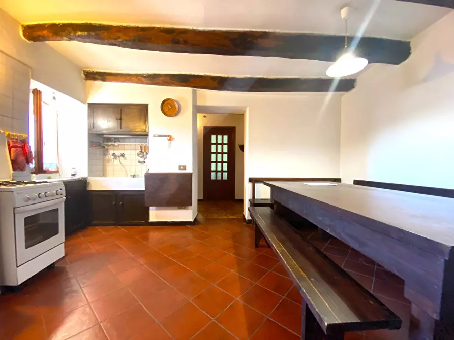 Immagine 16 di Casa indipendente in vendita  in LOCALITÀ  CERRERO a Sale Delle Langhe