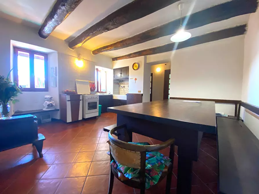 Immagine 17 di Casa indipendente in vendita  in LOCALITÀ  CERRERO a Sale Delle Langhe