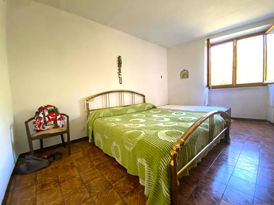 Immagine 20 di Casa indipendente in vendita  in LOCALITÀ  CERRERO a Sale Delle Langhe