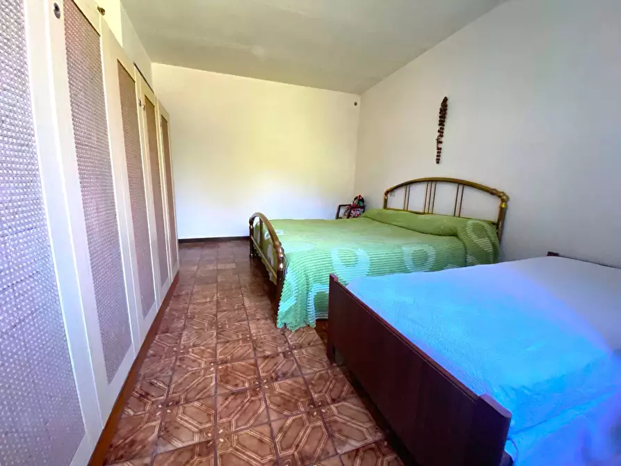 Immagine 22 di Casa indipendente in vendita  in LOCALITÀ  CERRERO a Sale Delle Langhe