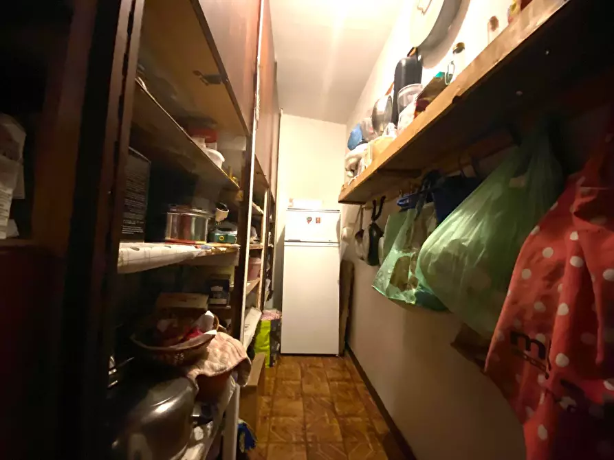 Immagine 23 di Casa indipendente in vendita  in LOCALITÀ  CERRERO a Sale Delle Langhe