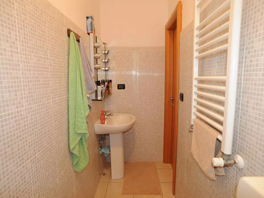 Immagine 9 di Appartamento in vendita  in via S. Martino a Fidenza