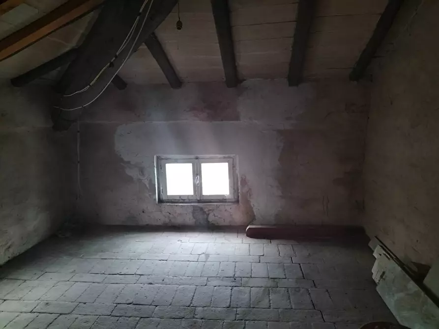 Immagine 8 di Casa bifamiliare in vendita  in Via Roma a Soragna