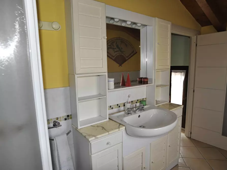 Immagine 28 di Villa in vendita  in frazione castione dei marchesi a Fidenza