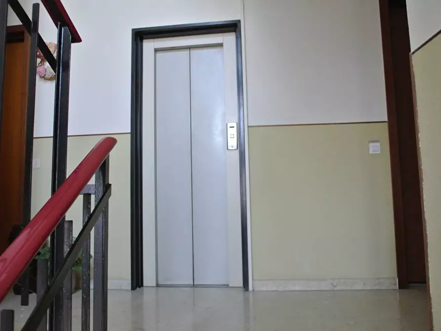 Immagine 27 di Appartamento in vendita  in p.zza garibaldi a Fidenza