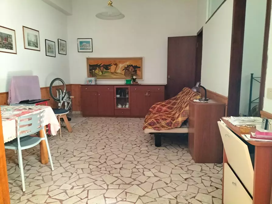 Immagine 7 di Appartamento in vendita  in piazza nazioni unite a Carrara