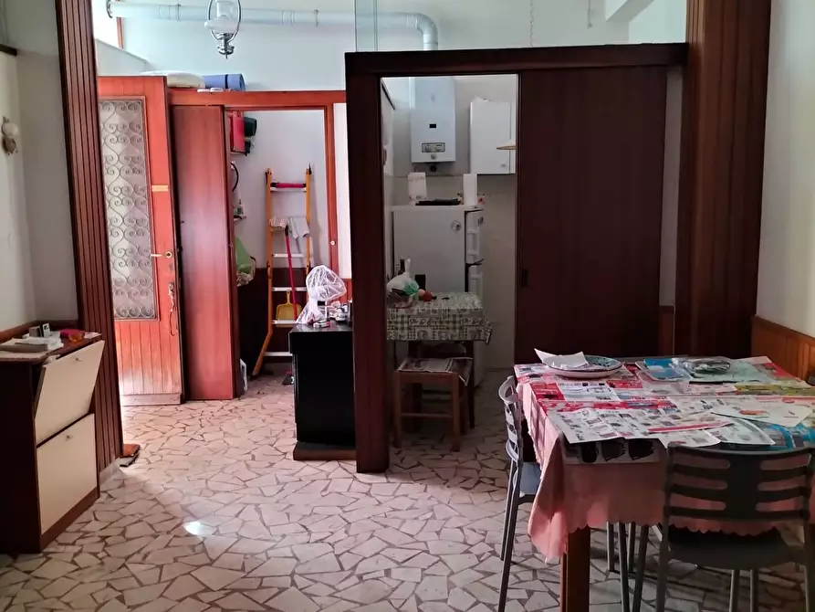 Immagine 6 di Appartamento in vendita  in piazza nazioni unite a Carrara