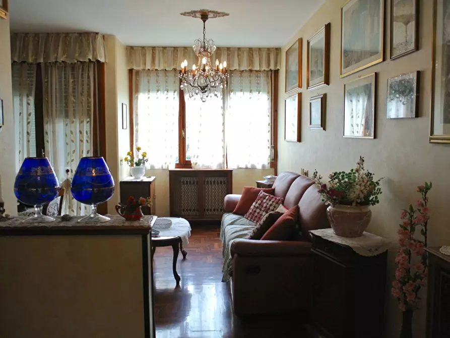 Immagine 2 di Appartamento in vendita  in Via Biagio Pascal a Parma