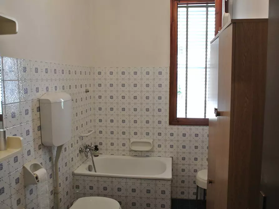 Immagine 17 di Appartamento in vendita  in Via Biagio Pascal a Parma