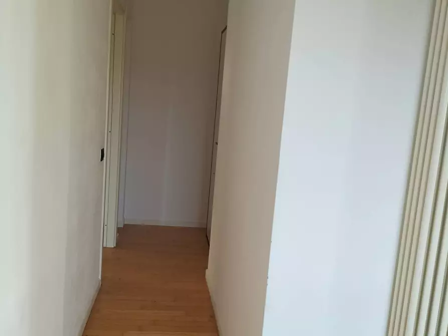 Immagine 5 di Appartamento in vendita  a Salsomaggiore Terme