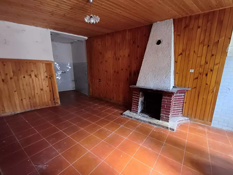 Immagine 3 di Appartamento in vendita  in Via  Cavour a Ovindoli