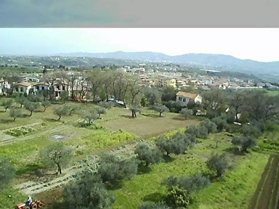 Immagine 6 di Terreno residenziale in vendita  in Viale Colli a Rosciano