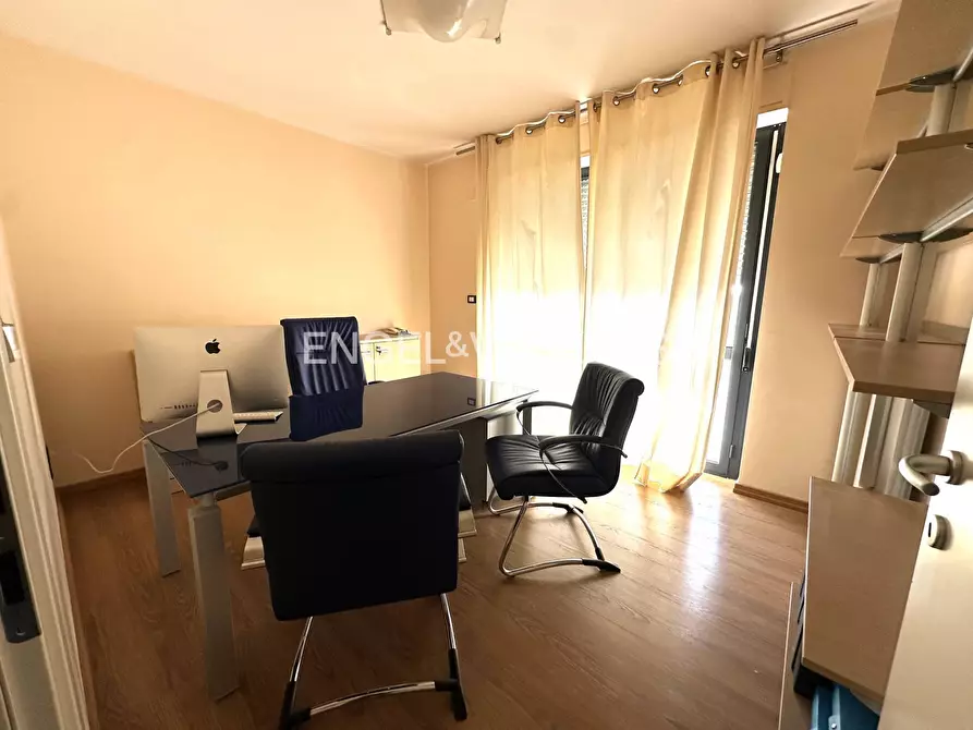 Immagine 6 di Appartamento in vendita  in Via Di Sotto a Pescara