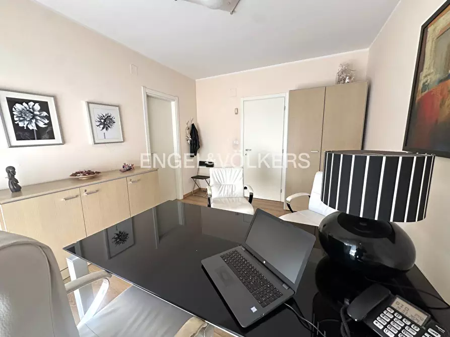 Immagine 5 di Appartamento in vendita  in Via Di Sotto a Pescara