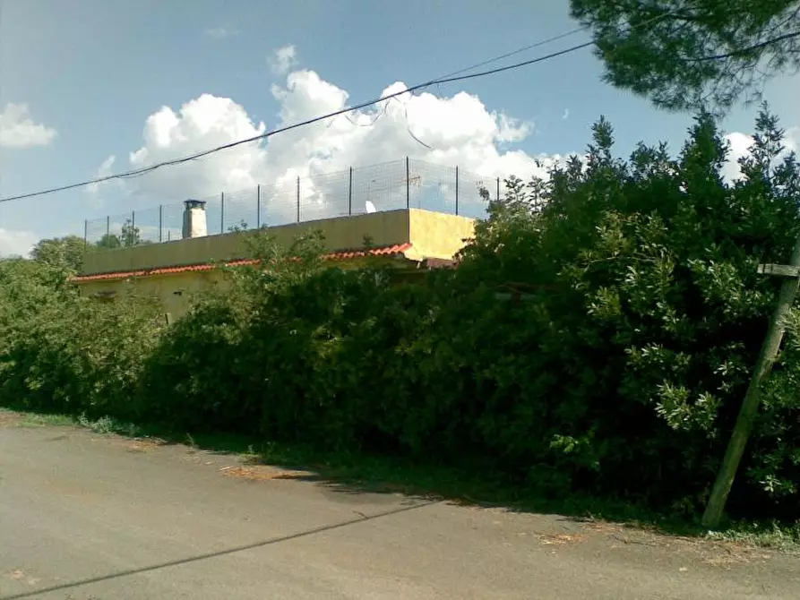 Immagine 10 di Villa in vendita  in via Firenze a Latina