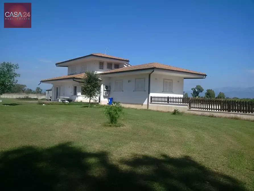 Immagine 15 di Villa in vendita  in via Moscarello a Latina