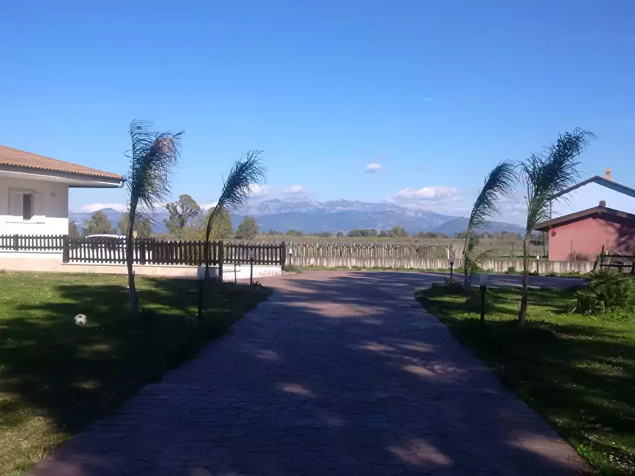 Immagine 5 di Villa in vendita  in via Moscarello a Latina