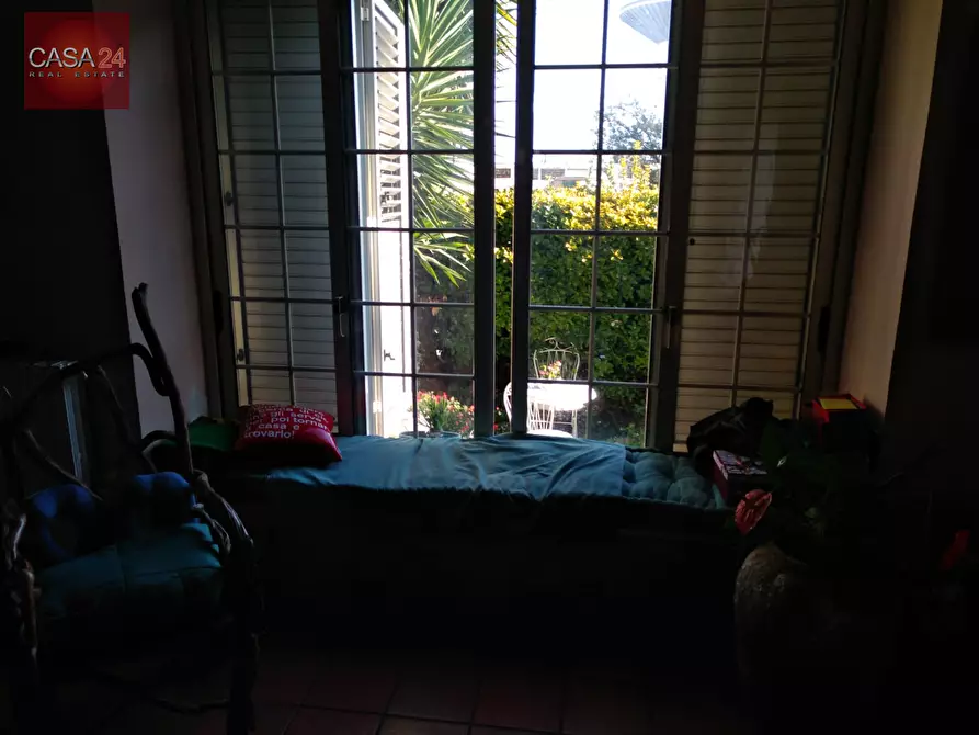 Immagine 11 di Villa in vendita  in latina a Latina