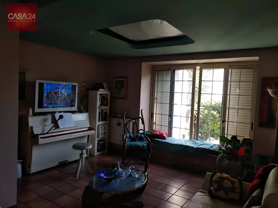 Immagine 6 di Villa in vendita  in latina a Latina