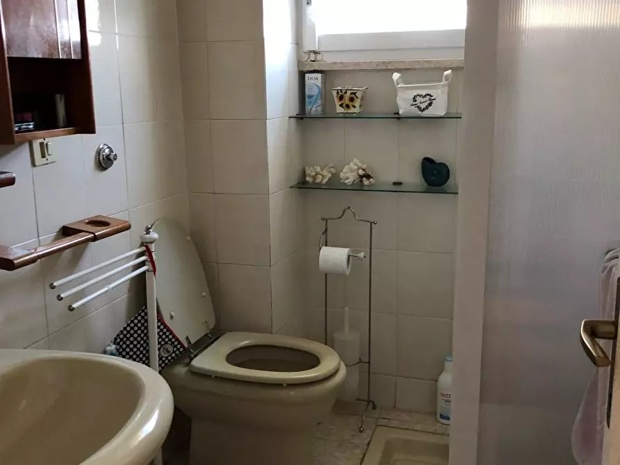 Immagine 9 di Attico in vendita  in via panaria a Latina