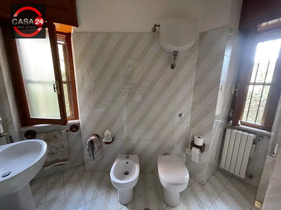 Immagine 24 di Villa in vendita  in Strada Foce Verde a Latina