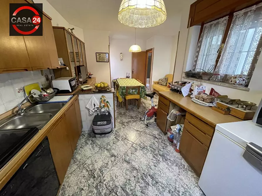 Immagine 30 di Villa in vendita  in Strada Foce Verde a Latina