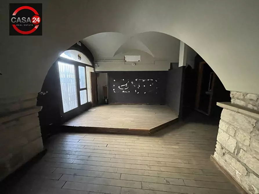 Immagine 3 di Locale commerciale in vendita  in Via degli orti a Priverno