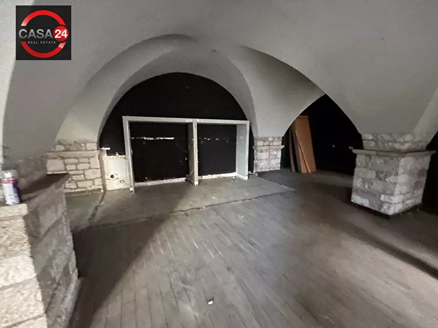 Immagine 5 di Locale commerciale in vendita  in Via degli orti a Priverno