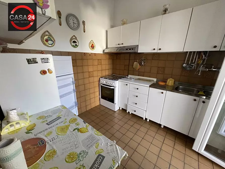 Immagine 10 di Villetta a schiera in vendita  in via dei tulipani a Sabaudia