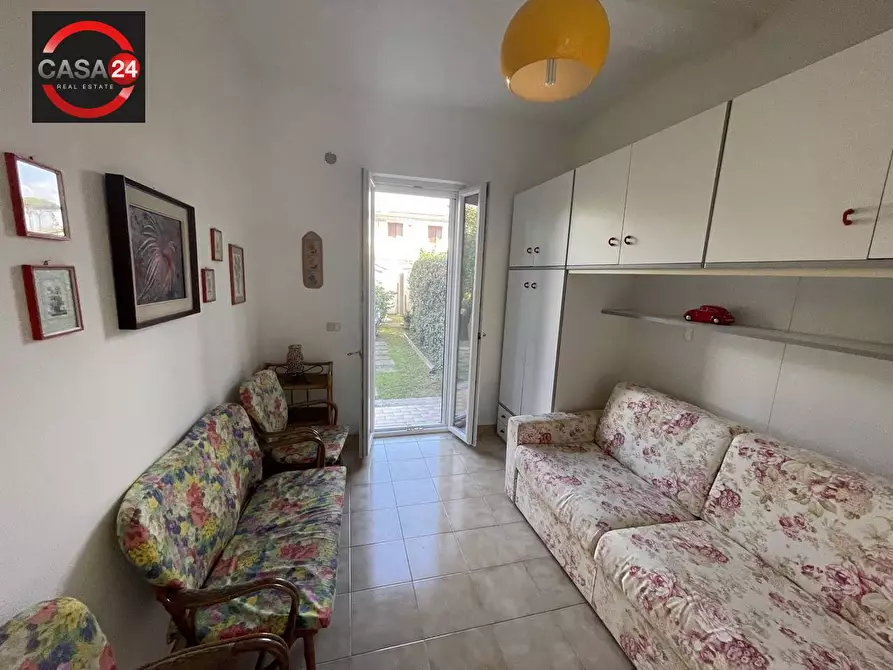 Immagine 15 di Villetta a schiera in vendita  in via dei tulipani a Sabaudia