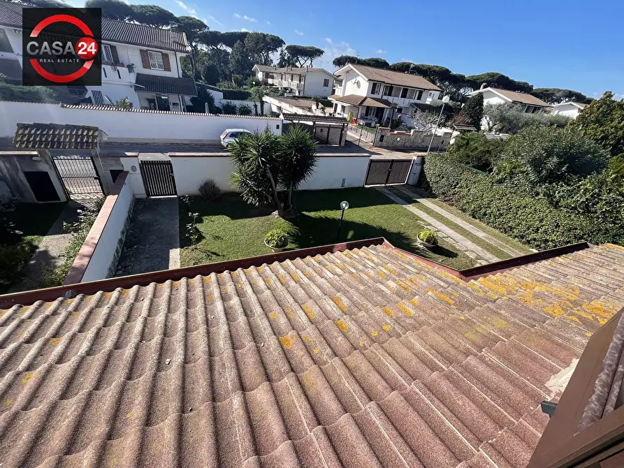 Immagine 25 di Villetta a schiera in vendita  in via dei tulipani a Sabaudia