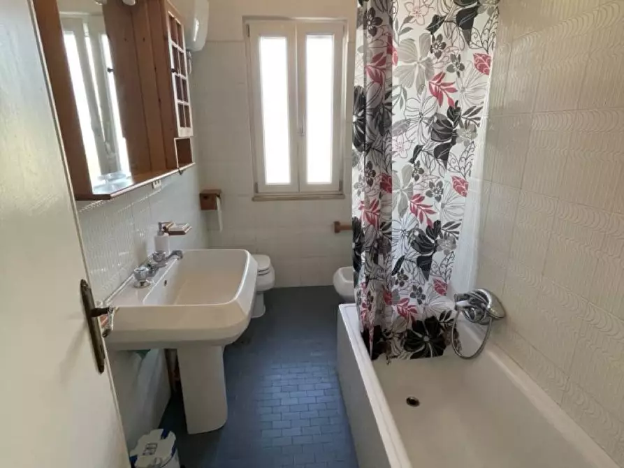 Immagine 27 di Villetta a schiera in vendita  in via dei tulipani a Sabaudia