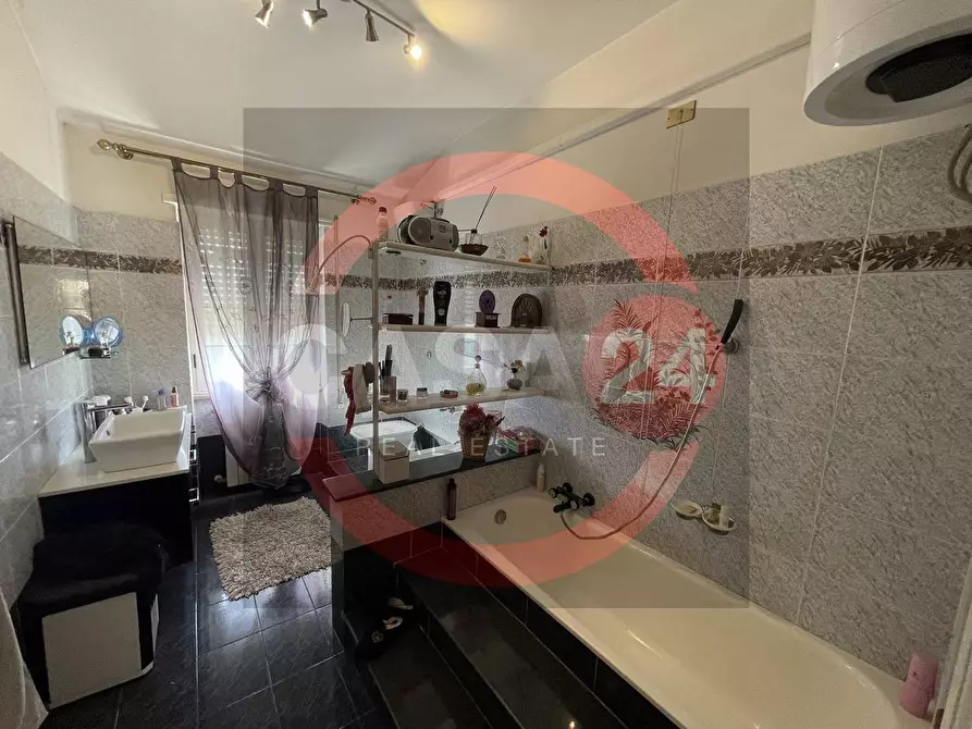 Immagine 21 di Villetta a schiera in vendita  in strada valletta a Latina