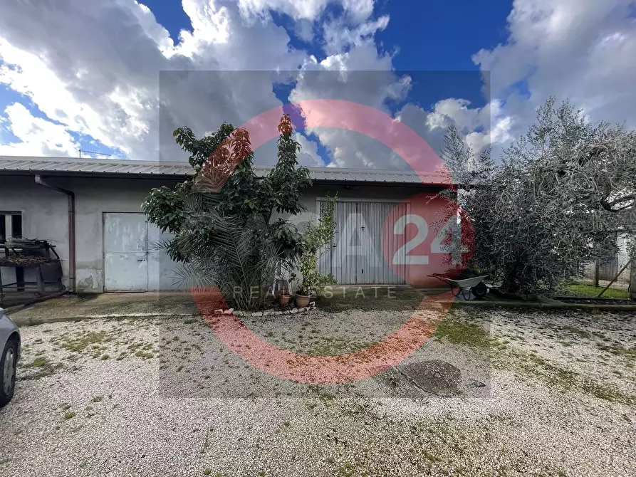 Immagine 7 di Villetta a schiera in vendita  in strada valletta a Latina