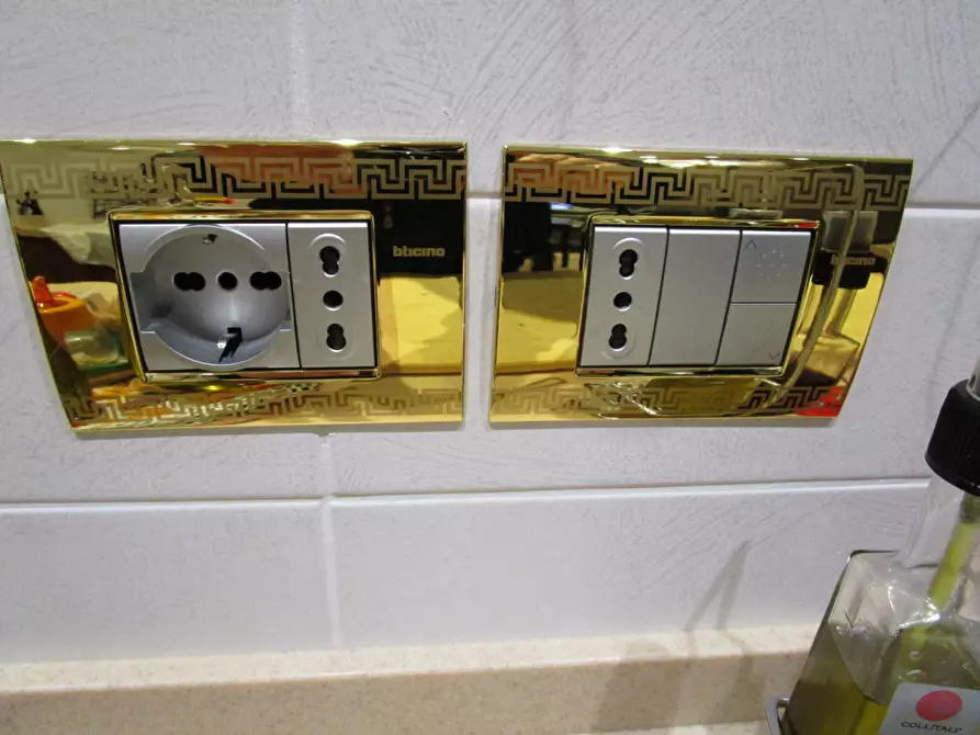 Immagine 24 di Appartamento in vendita  in Piazza San Filippo Neri a San Benedetto Del Tronto