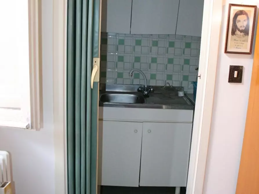 Immagine 11 di Casa indipendente in vendita  in neroni a Ripatransone