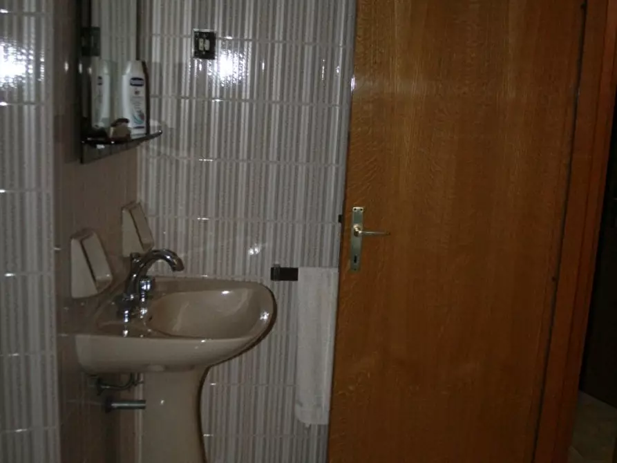 Immagine 26 di Casa indipendente in vendita  in neroni a Ripatransone