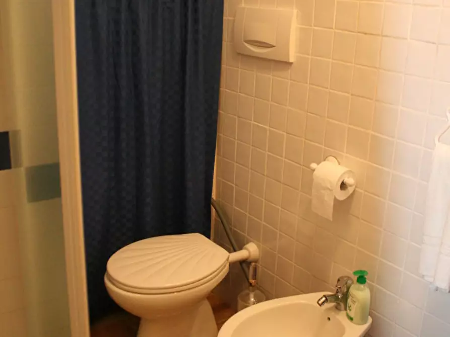 Immagine 11 di Appartamento in vendita  in camillo benso conte di cavour a Ripatransone