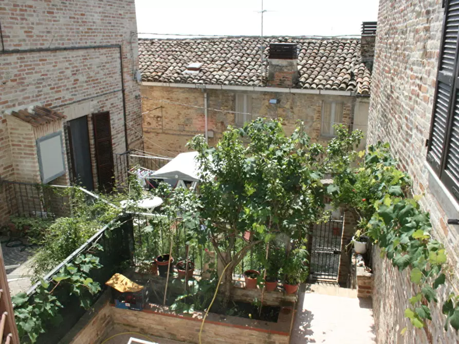 Immagine 15 di Appartamento in vendita  in camillo benso conte di cavour a Ripatransone