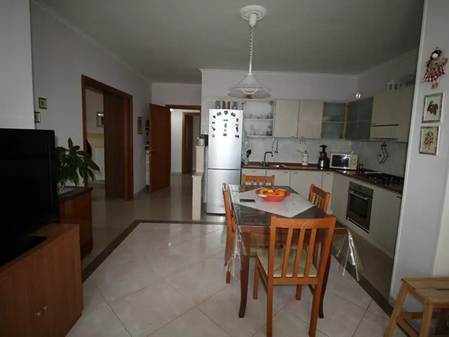 Immagine 3 di Appartamento in vendita  in via fermi a Acquaviva Picena