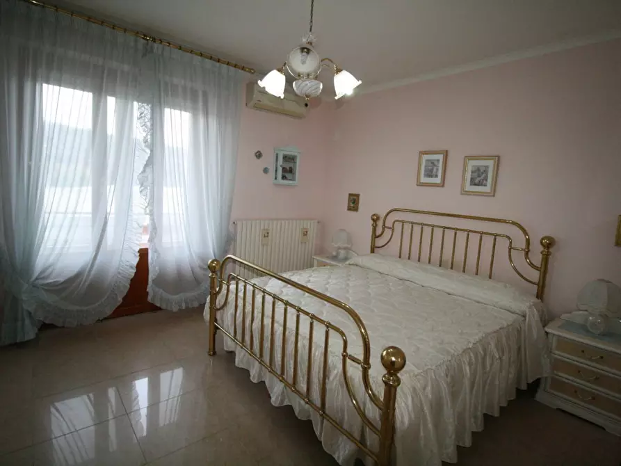 Immagine 12 di Appartamento in vendita  in via fermi a Acquaviva Picena