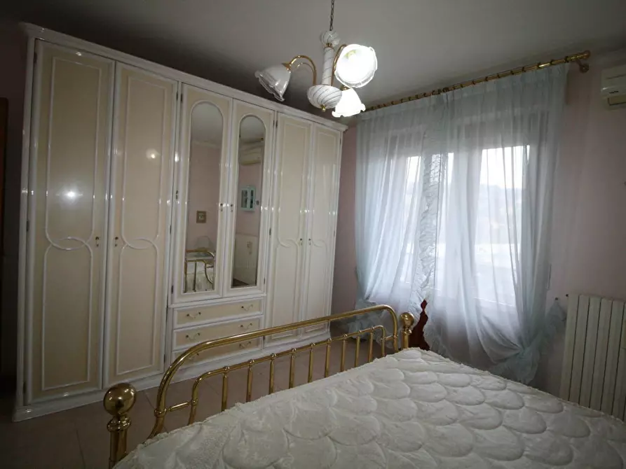 Immagine 13 di Appartamento in vendita  in via fermi a Acquaviva Picena