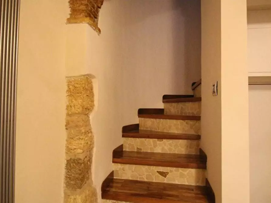 Immagine 5 di Casa indipendente in vendita  in CORSO GIUSEPPE MAZZINI a Ascoli Piceno